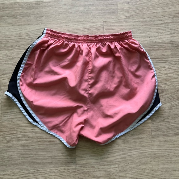 Size Small Nike Running Shorts - Picture 3 of 4